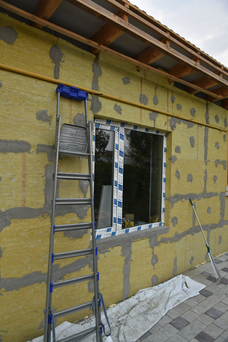 Стена новой мастерской