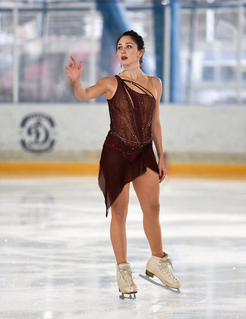 Небольшие изменения платья к КП Елизаветы Туктамышевой. Коллаж автора.