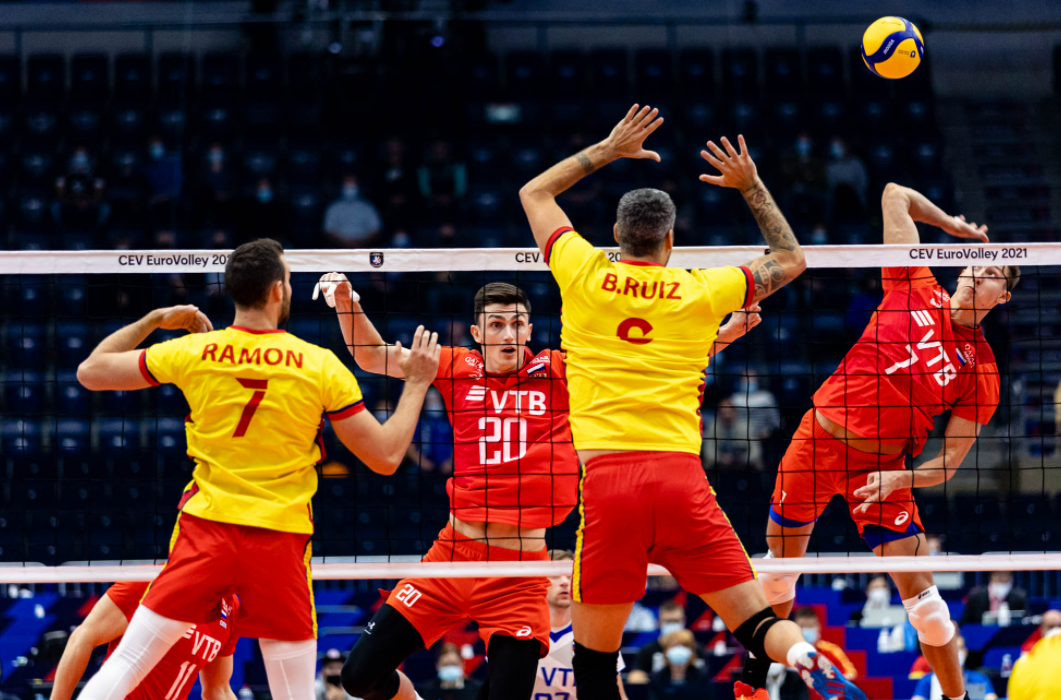 Сборная России приучила, что легких побед на ЧЕ-2021 у нее не бывает. Фото: cev.eu