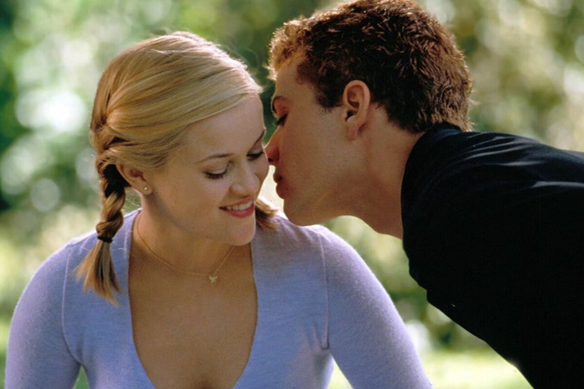 Риз Уизерспун и Райан Филипп на кадре из х/ф «Жестокие игры» («Cruel intentions»)