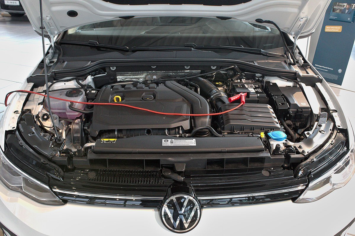 Alexander Migl, CC BY-SA 4.0 <https://creativecommons.org/licenses/by-sa/4.0>, via Wikimedia Commons