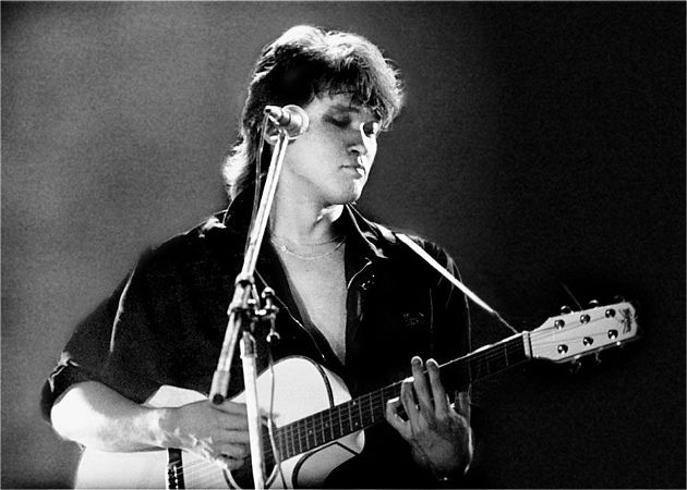 Виктор Цой. Источник фото: https://clck.ru/bK6Z8