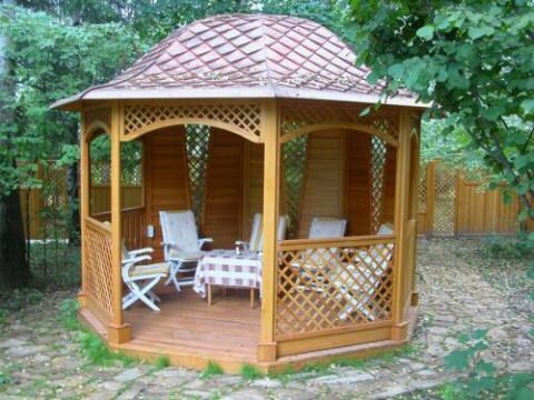  Какую построить самому садовую беседку