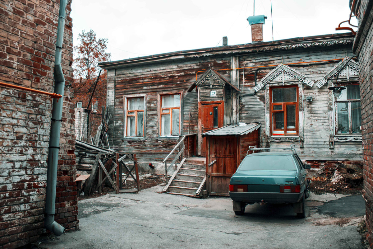 Самара прежнее. Старый центр Самары. Старые Дворики Самары. Самара город Самарский дворик. Дворы в Старом городе Самара