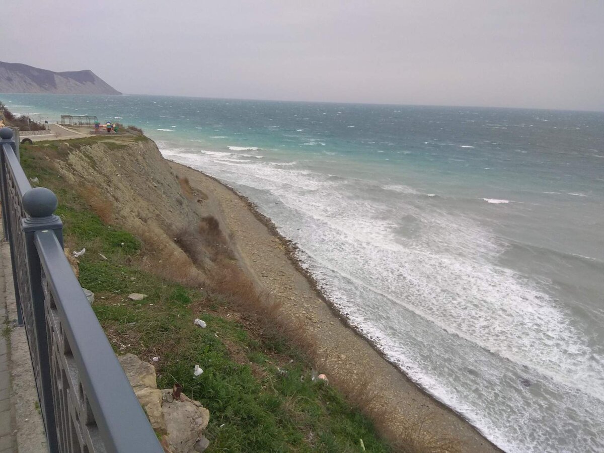 Штормовое море в Анапе.