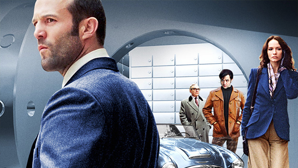 7.5 КиноПоиск · "Секрет легендарного преступления раскрыт спустя 30 лет" ·
2008 · США, Великобритания · 112 мин. 
· ЖАНР: Боевики, Триллеры, Драмы
· РЕЖИССЁР: Роджер Дональдсон
· В РОЛЯХ: Джейсон Стэйтем, Саффрон Берроуз, Стивен Кэмпбелл Мур, Дэниэл Мейс