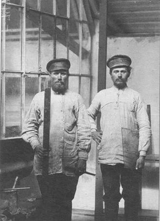 Стекольщики окон. 