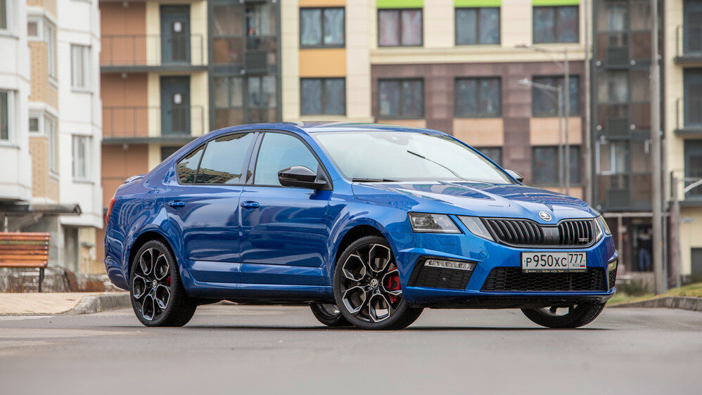 Skoda VRS полоски