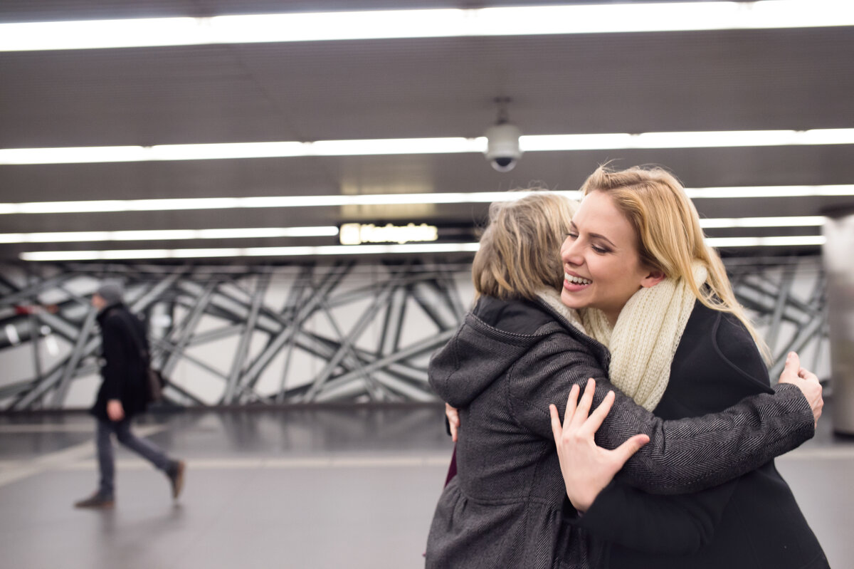 Интернет-этикет: ТОП-25 приветствий