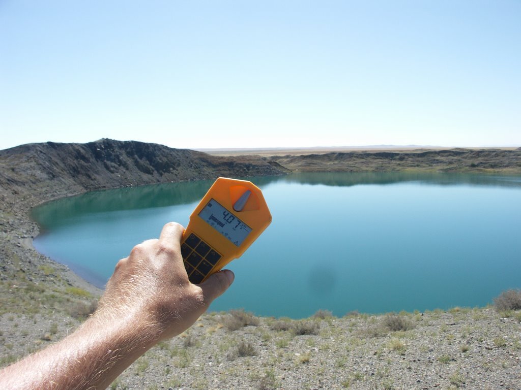 Потом в казахстане. Атомное озеро Чаган. Озеро Чаган радиация. Озеро Чаган в Казахстане. Семипалатинск озеро Чаган.