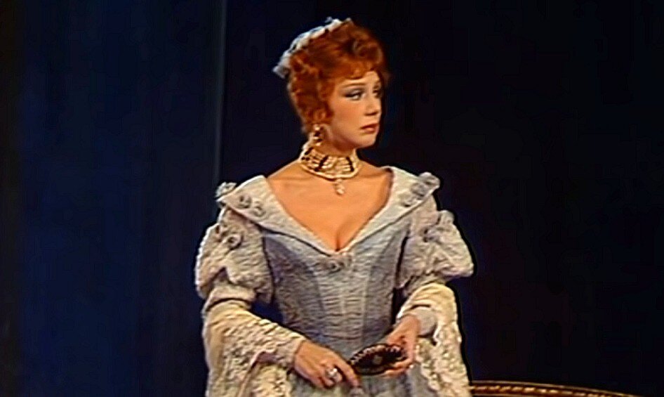 Кадр из спектакля «Лето в Ноане»