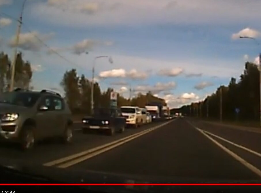 Фото - скриншот с канала "Ярославский регион" на YouTube