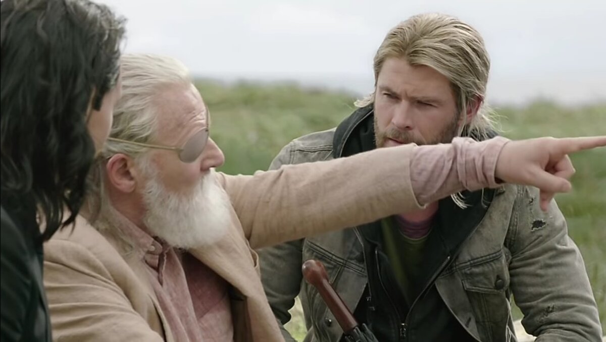 - Взгляните туда. Запомните это место. Дом.