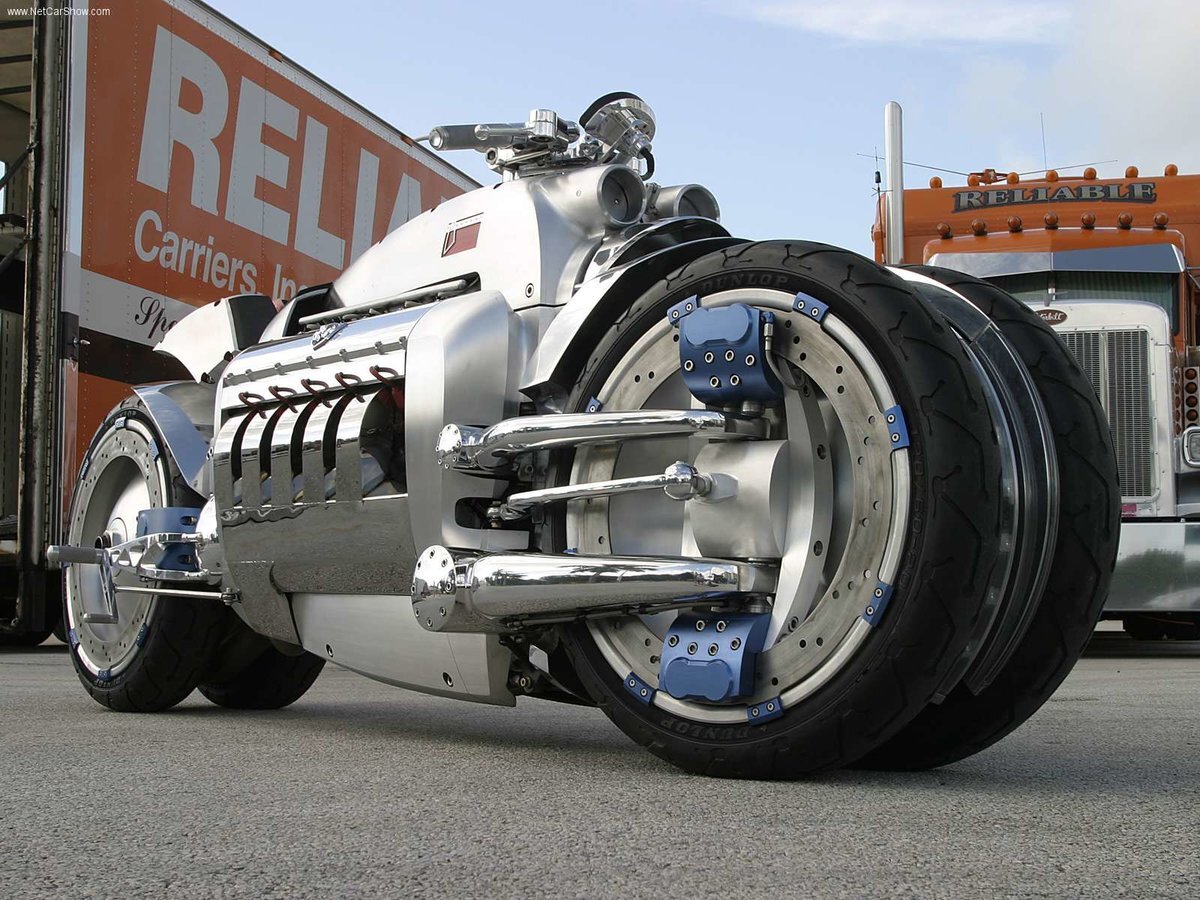 Dodge Tomahawk - байк для богатых безумцев | Ban | Дзен