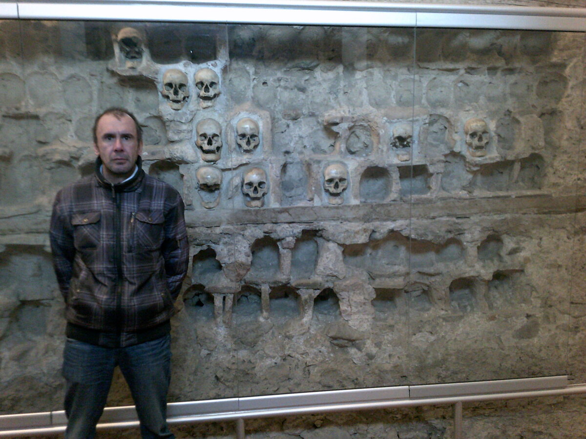 Remains of the Skull Tower (“Ćele Kula”) near Niš, Serbia.It was constructed by the Ottoman Empire following the Battle of Čegar of May 1809, during the First Serbian Uprising.