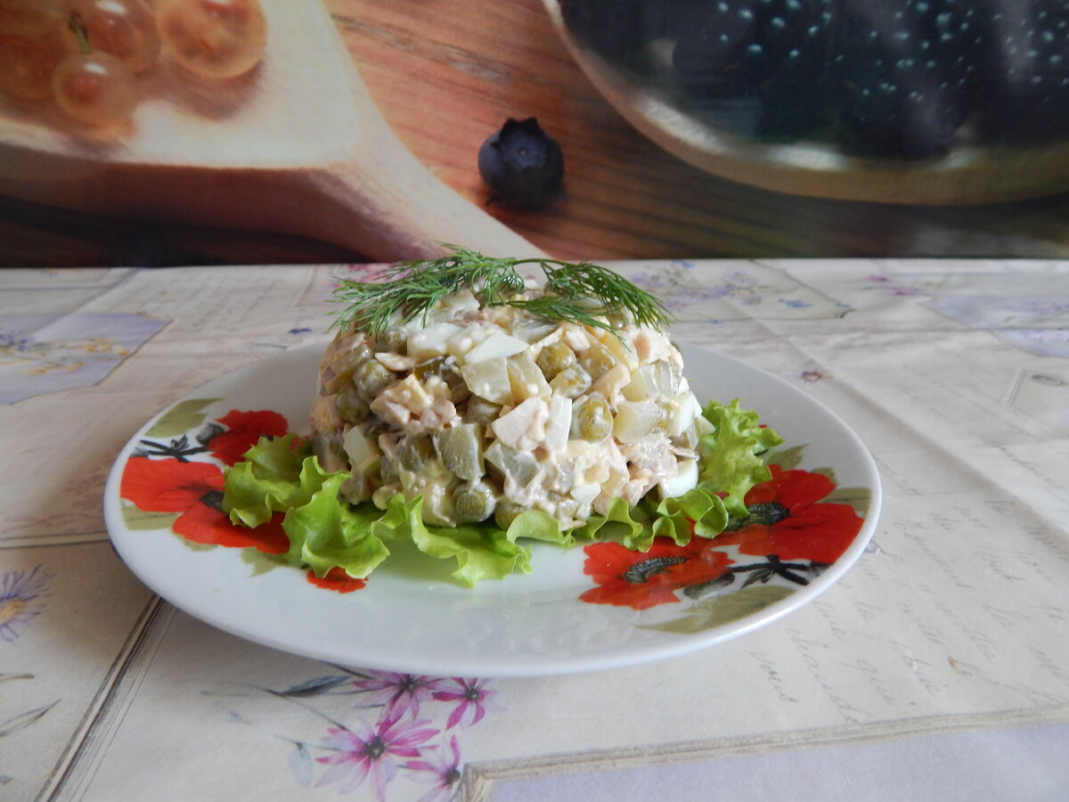 Вкусный салат с курицей и грибами. | Кухня Холостяка | Дзен