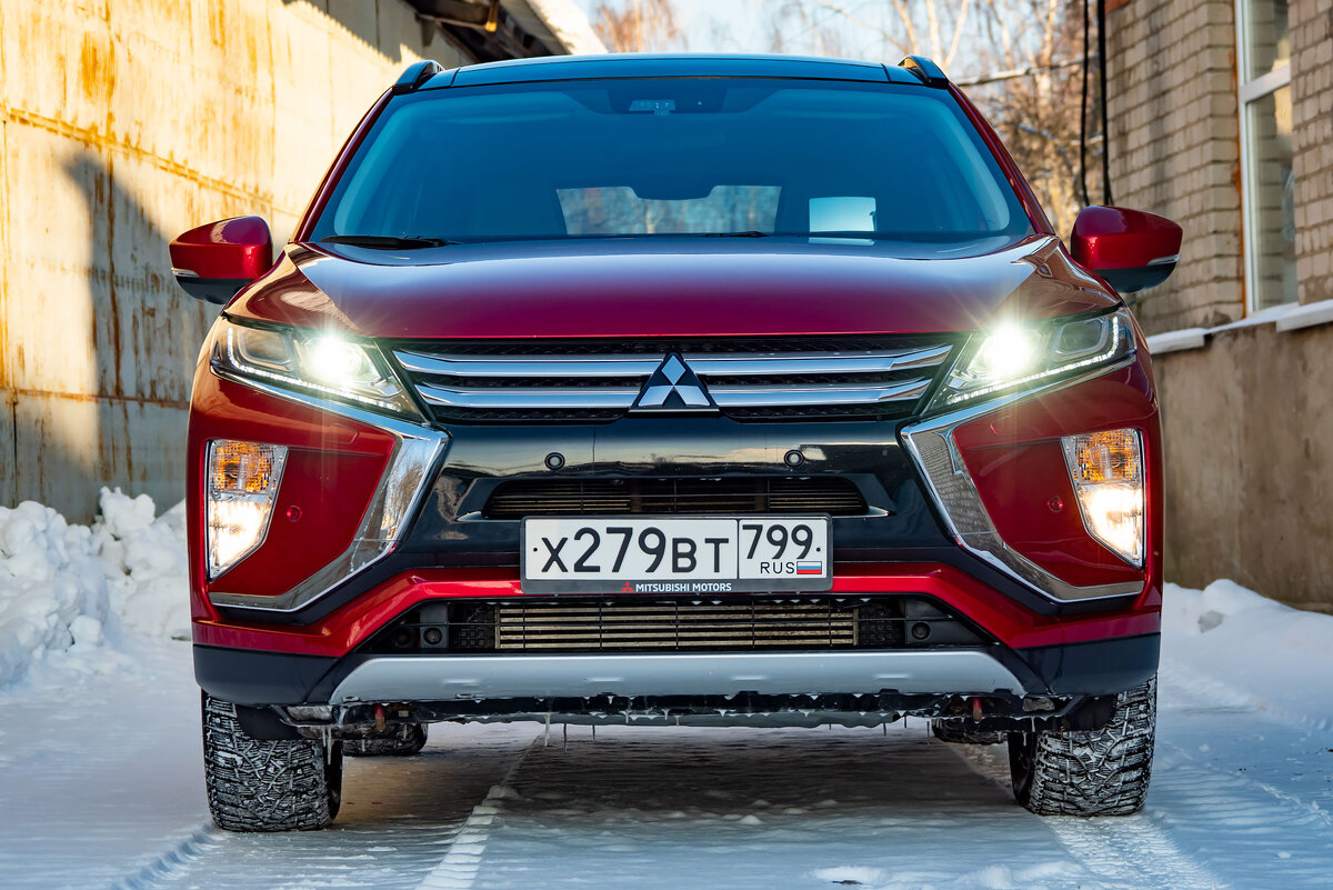 Дерзкий, яркий, не для всех. Тестируем Mitsubishi Eclipse Cross | RЯБИНИН  ❇️ | Дзен