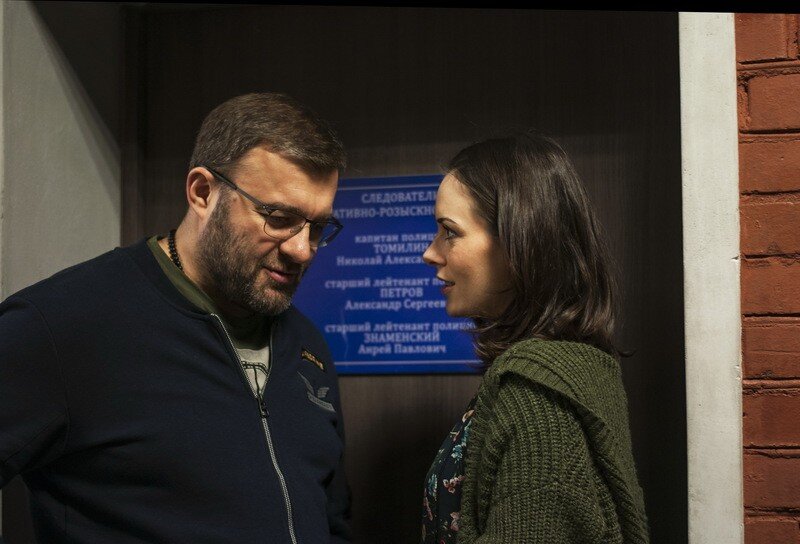 Михаил Пореченков и Екатерина Олькина в сериале «Гадалка»