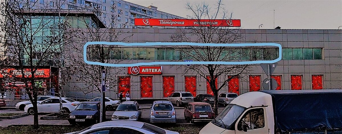 На втором этаже конференц-зал. Тут мы проводили групповые собеседования.