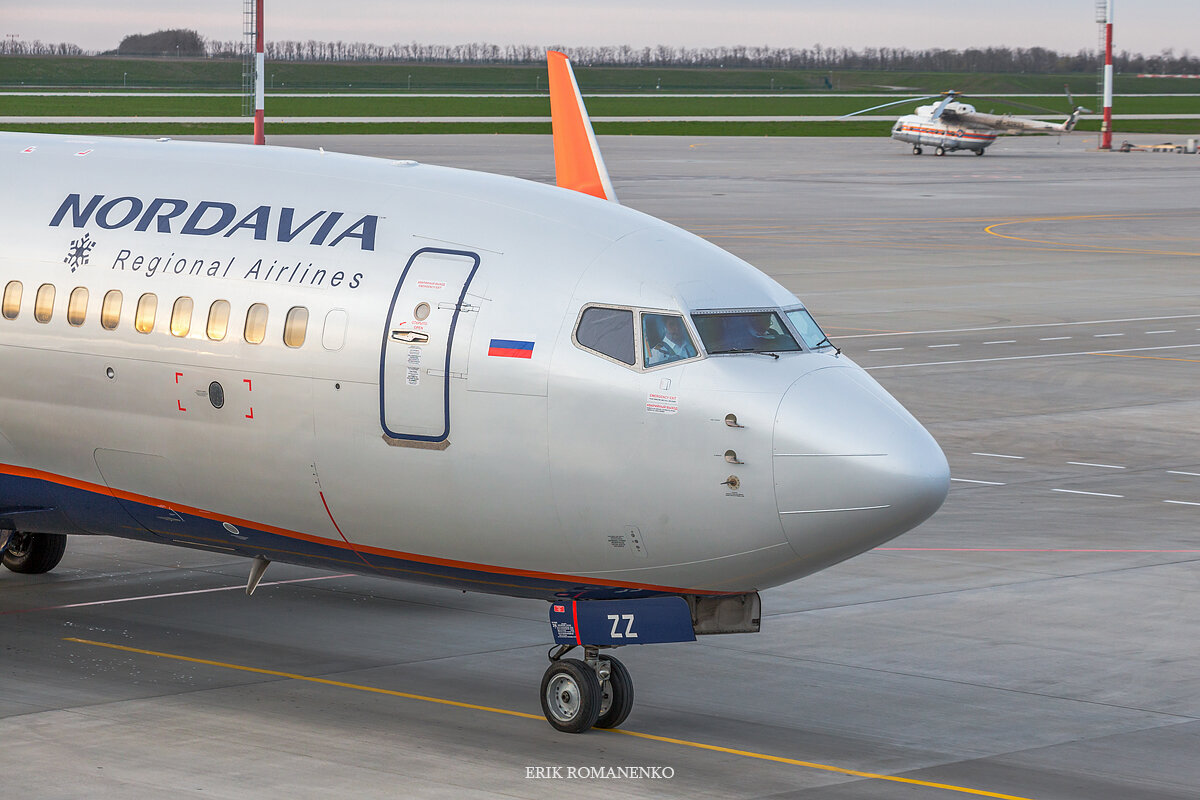 Авиакомпания смартавиа. Boeing 737 SMARTAVIA. Boeing 737-700 Смартавиа. B737-800 SMARTAVIA. Ливрея Смартавиа.