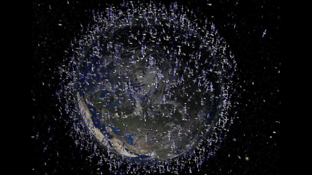 Вокруг Земли вращается 15,58 тысячи объектов искусственного происхождения, в том числе отработавшие спутники, ступени ракет, разгонные блоки и их обломки, сообщает отдел NASA по слежению за орбитальными обломками.