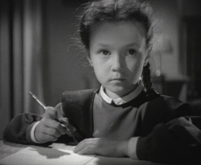 Кадр из фильма "Первоклассница" (1948)