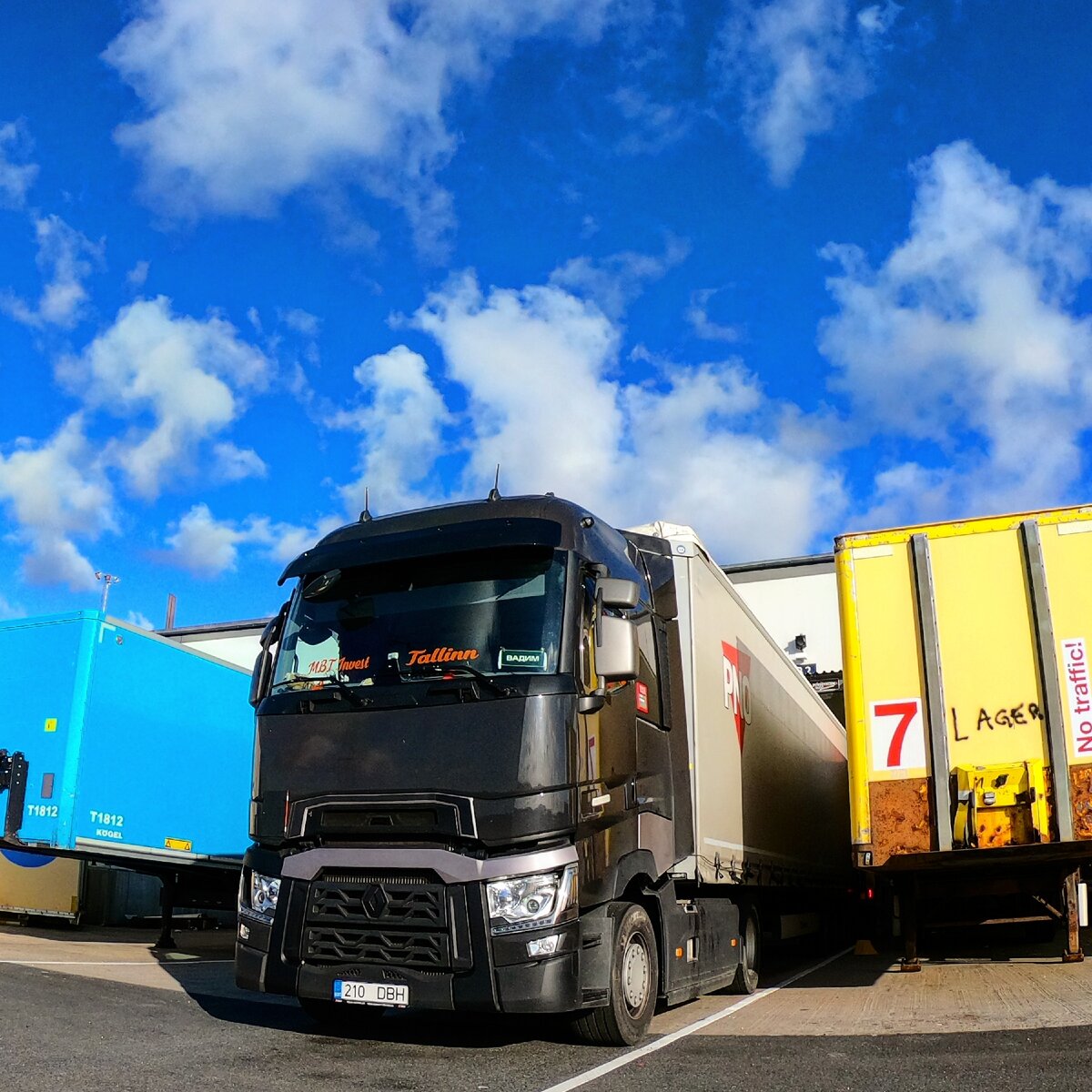 Естественно с 7 утра и до 17-00 ни какого сна , да и не до сна когда занят каким то интересным делом..ну не бросать же все , хотя погода ветер и вообще не вариант чем то таким заниматься , но хочется 😁