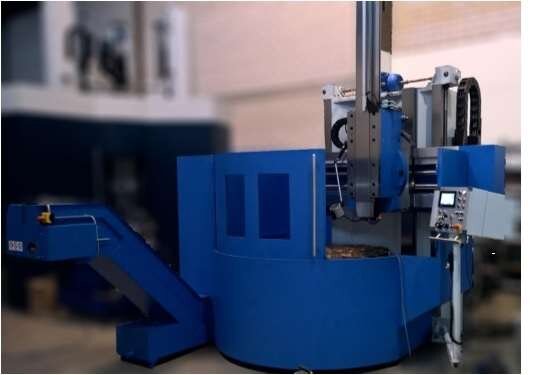 Станки с СИПУ: токарно-карусельный станок 1516 и координатно-расточной станок Hauser MP-54