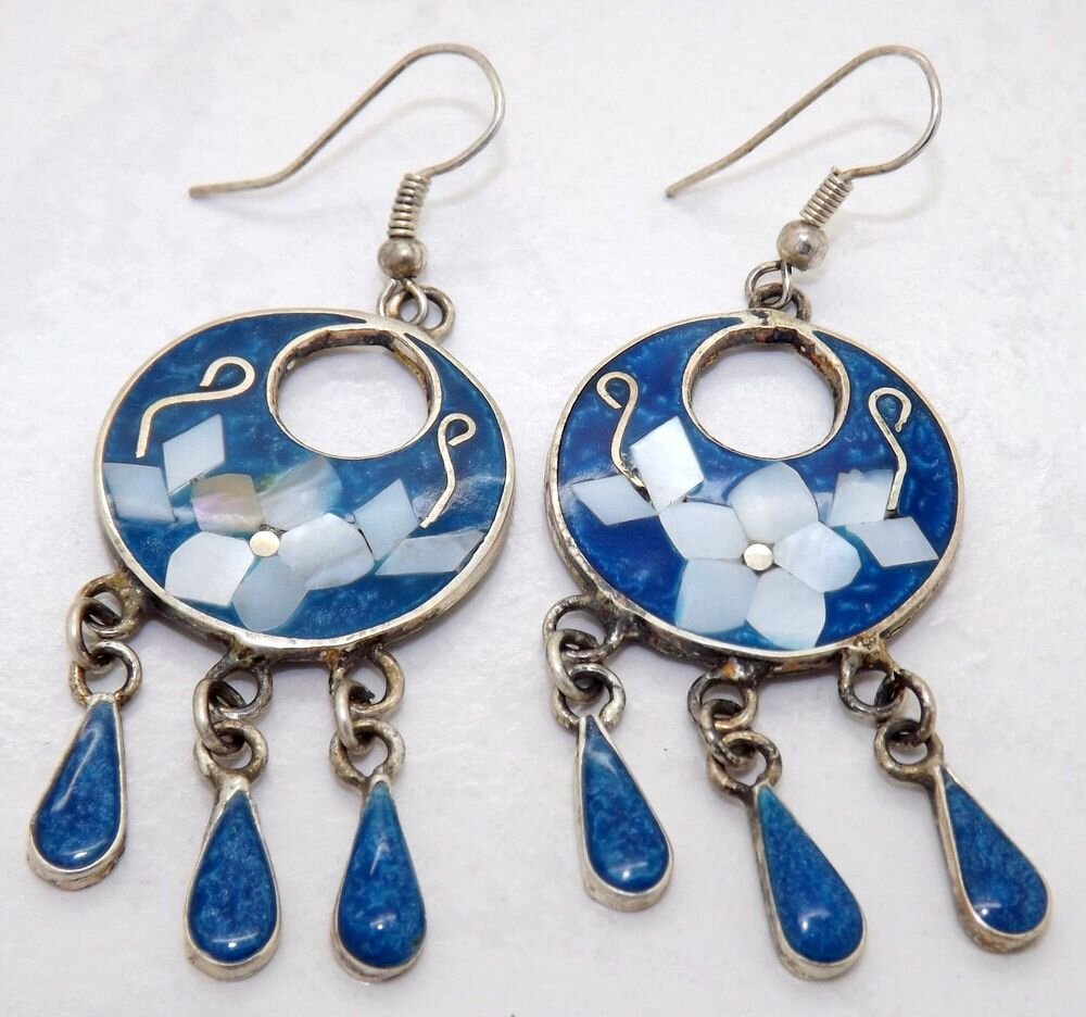 украшения из ювелирного сплава. бижутерный сплав окисляется. латунный сплав в бижутерии. бижутерный сплав состав. ювелирный сплав состав.