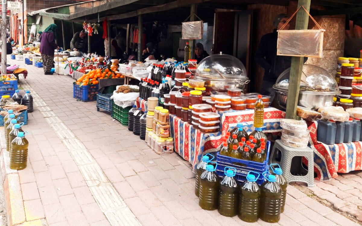 Market турция. Турецкий рынок. Турция базар. Тунцовый рынок в Турции. Турки на рынке.