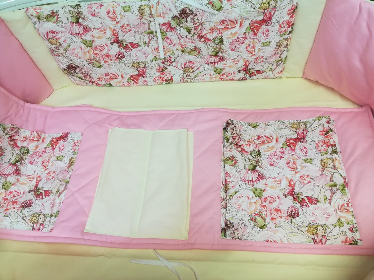 Органайзер под игрушки и книжки