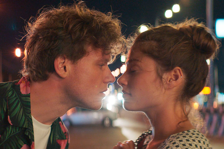 © Трезвый водитель / Yellow, Black & White  