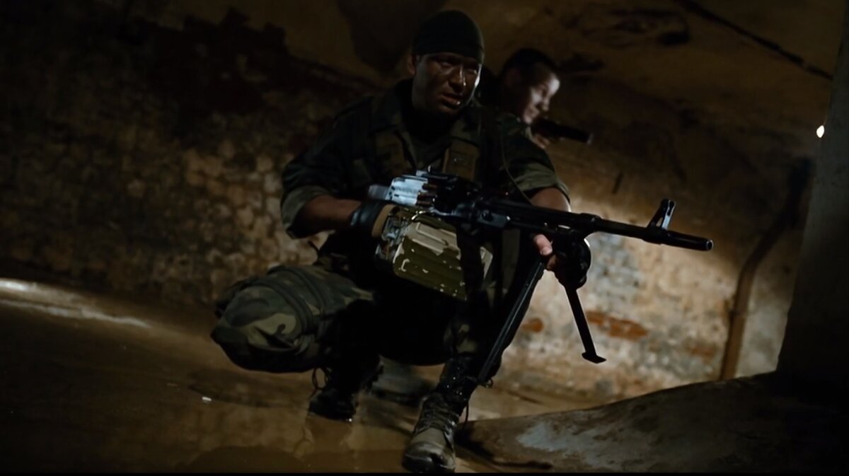 Первый фильм в истории кино который разрешили снимать в стенах действующего Шао-линьского монастыря.