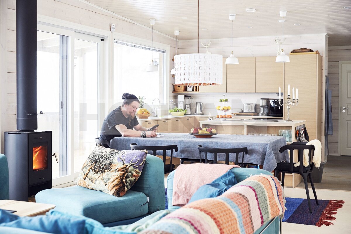 Уютный финский деревянный дом для зведы