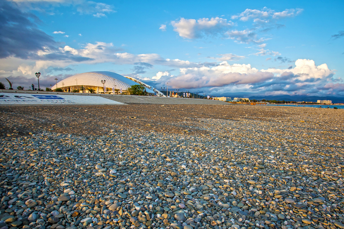 Пустой пляж в Олимп-парке
