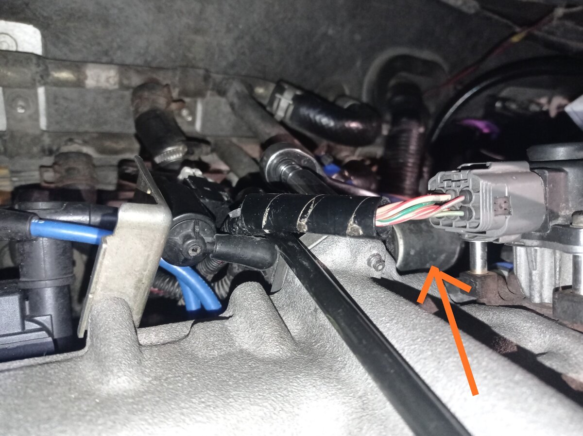 Замена клапана холостого хода на Mazda MPV GY 2.5.
