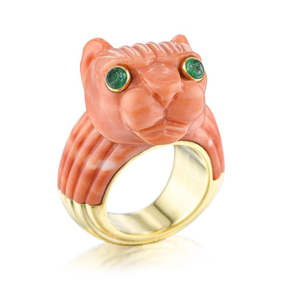 Кольцо с коралловой пантерой