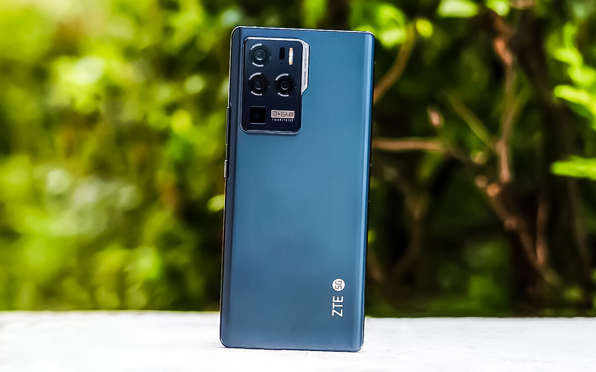 Стандартный ZTE Axon 30 Ultra