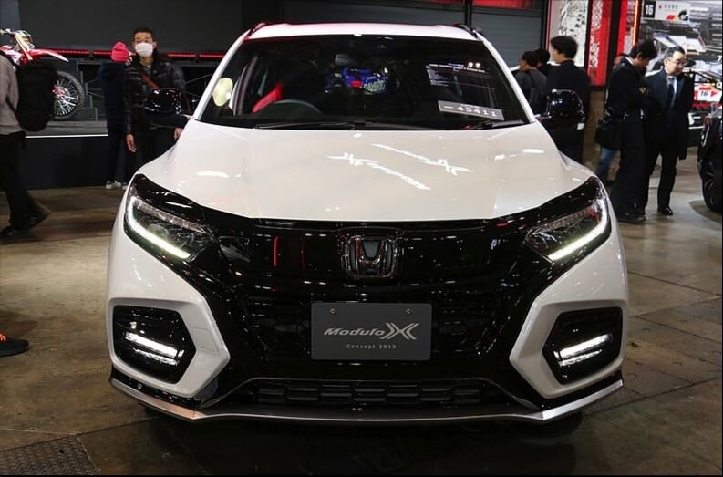 Ранее очень популярная модель кроссовера Honda H-RV, которая была очень востребованной в свое время получила преобразование, и эта новинка по словам представителей компании под новым названием Modulo-2