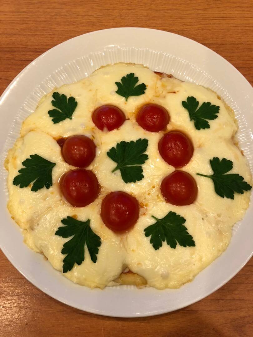 Вкусно, быстро и просто! 👍😋 Начинка может быть любой! Положите всё, что Вам нравится и наслаждайтесь!