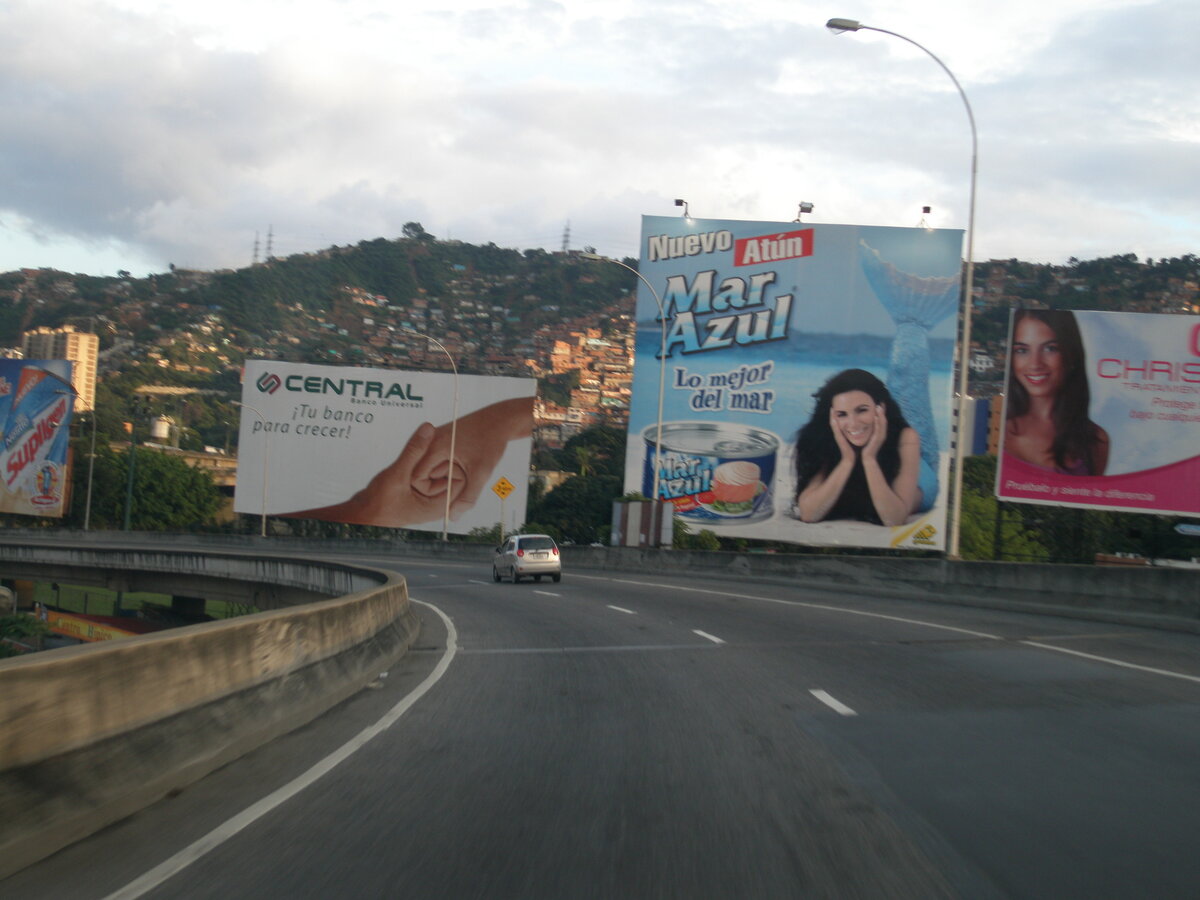 По дороге в Каракас из аэропорта