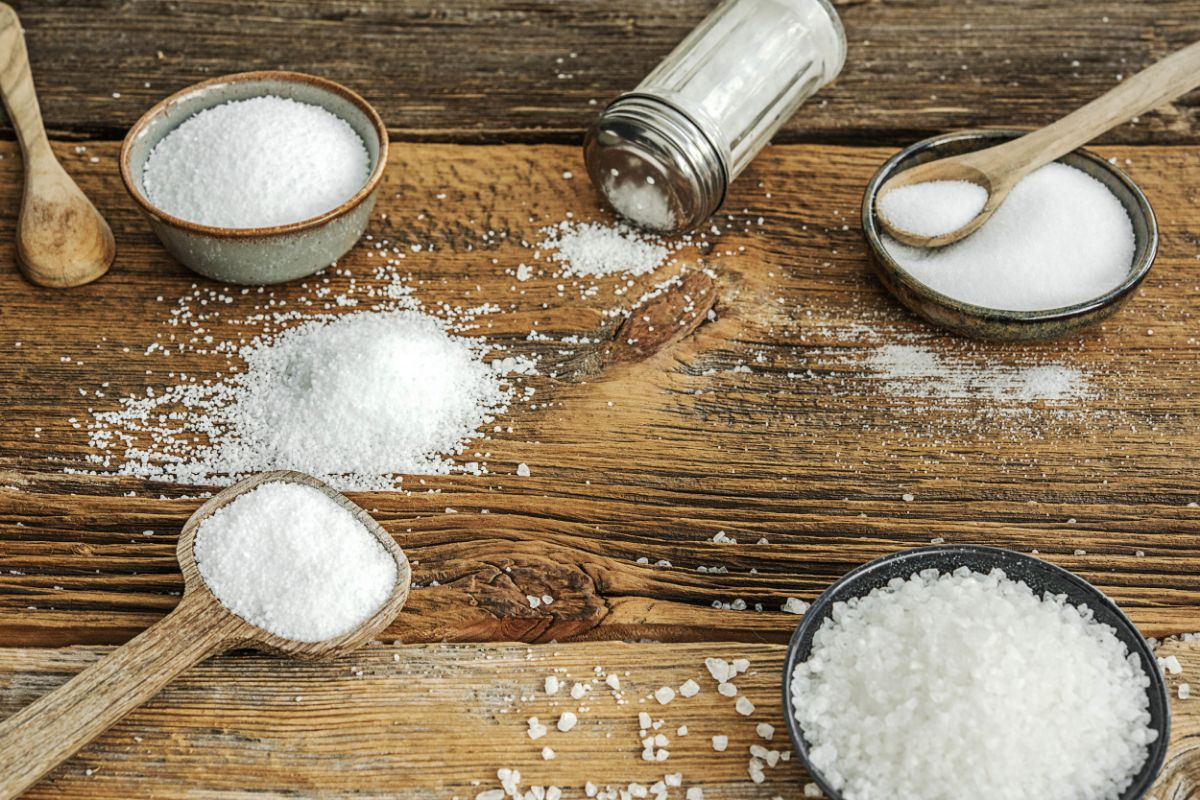 Посыпать солью. Table Salt. Грустная соль. Salt Types. Соль SM.