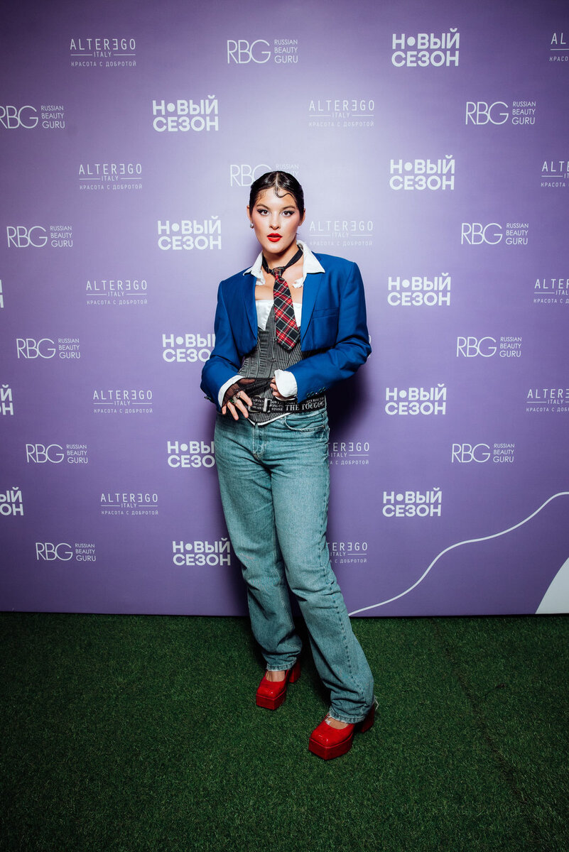 Листайте вправо, чтобы увидеть больше изображений