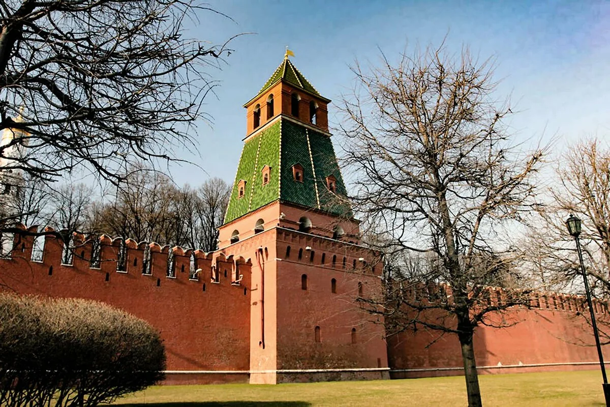 Башни московского кремля. Первая Безымянная башня Московского Кремля. 1-Я Безымянная башня. 2 Безымянная башня Московского Кремля. Первая и вторая безымянные башня Московского Кремля.