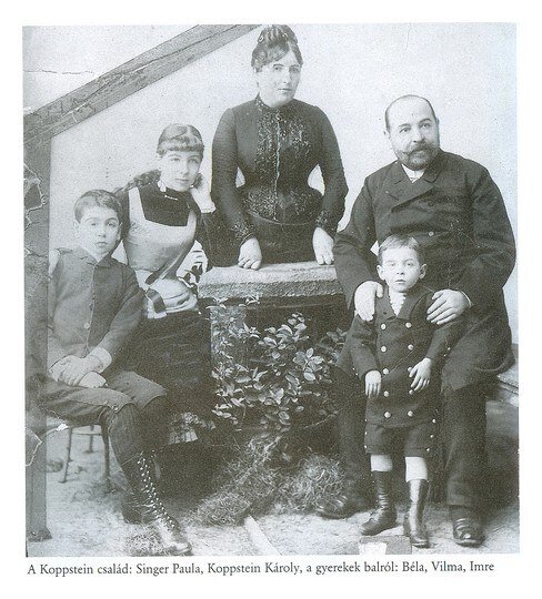 семья Коппштейнов (Имре рядом с отцом)