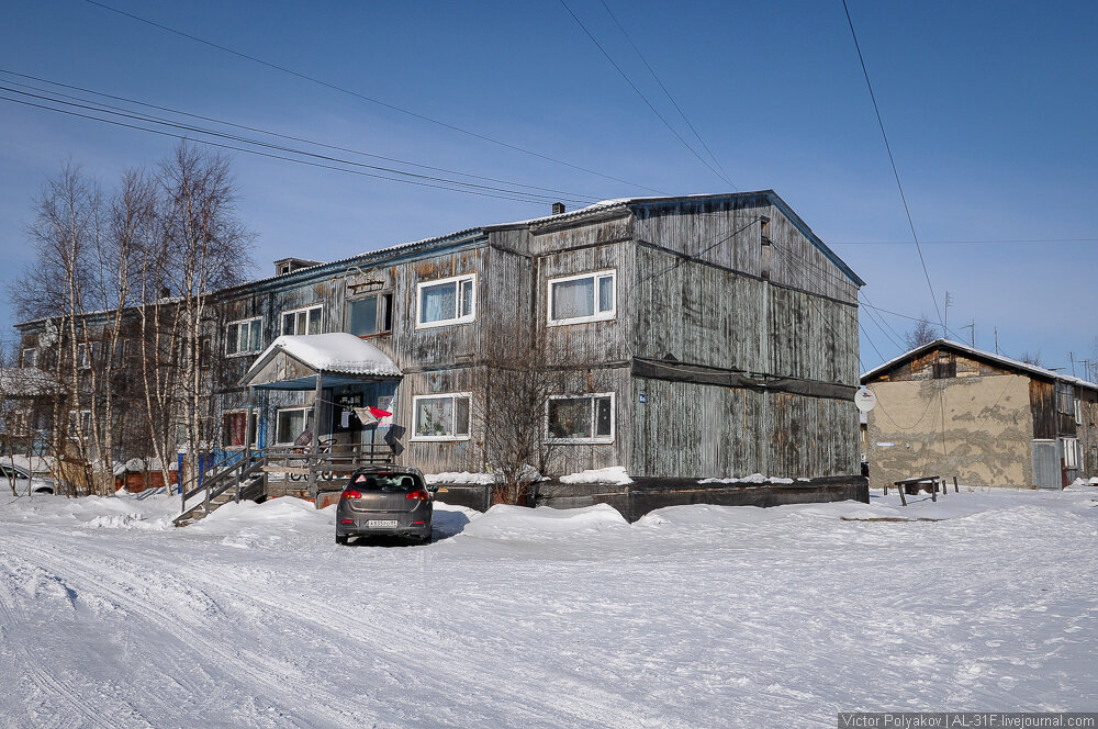 История ноябрьск. Старый город Ноябрьск. Сквер Газовиков Ноябрьск. Ноябрьск разруха. Ноябрьск старые фотографии.