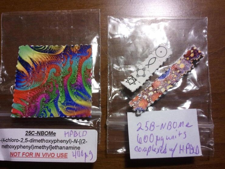 Марки, пропитанные NBOMe. Источник фото - поисковая система Google 