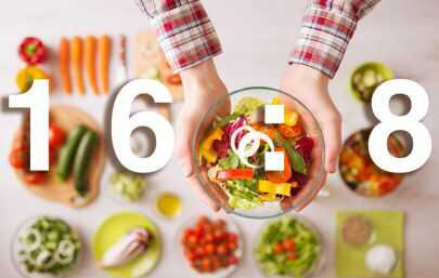 Итак, правила интервального питания просты: 8 часов дается на потребление любой пищи, а 16 часов придется поголодать.
 То есть, если ваш день начался в 9 утра, то до 17:00 вы можете кушать,  что угодно (конечно, не налегая на вредную пищу, иначе диета не даст  нужных результатов). Соответственно, после 17:00 вы не кушаете ничего  (кроме воды) целых 16 часов!
 Придерживаясь данной системы питания, за неделю вы сможете похудеть, как  минимум на 3 кг. Но стоит понимать, что такая диета подходит не всем,  например, людям, имеющим проблемы с ЖКТ, сердцем, а также диабетикам.