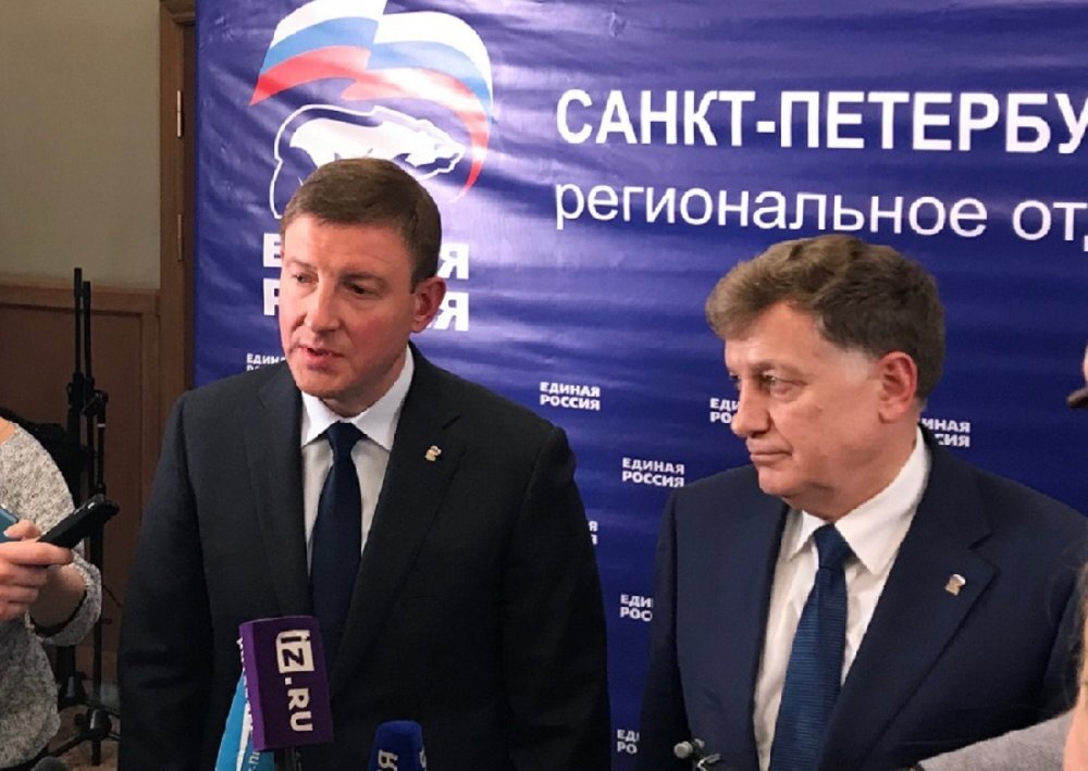Андрей Турчак и Вячеслав Макаров. Фото "Интересант"
