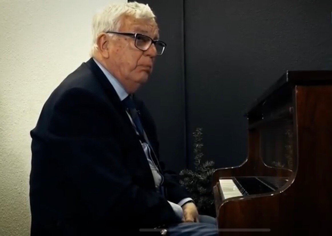 Рис: Раймонд Паулс, композитор. Источник: Фрагмент передачи.